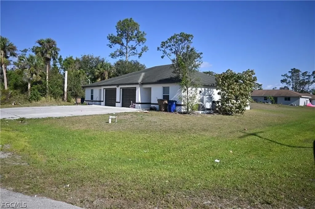 2705 Matena Avenue S Lehigh Acres FL 33973