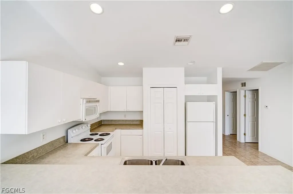 2705 Matena Avenue S Lehigh Acres FL 33973
