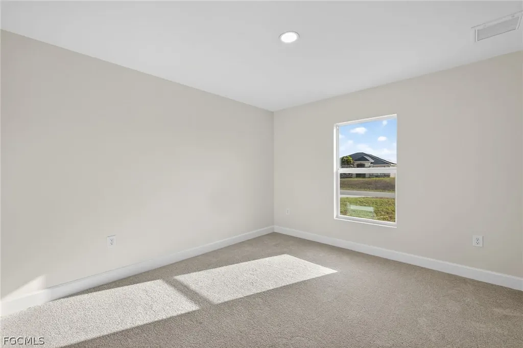 2500 NW 8th Place Cape Coral FL 33993