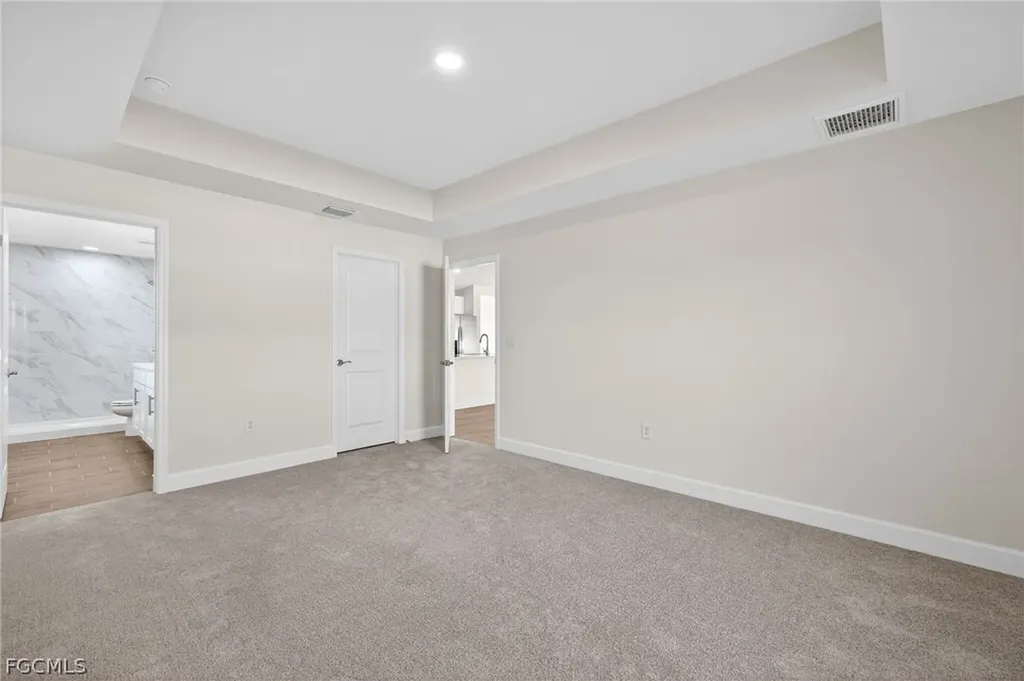 2500 NW 8th Place Cape Coral FL 33993