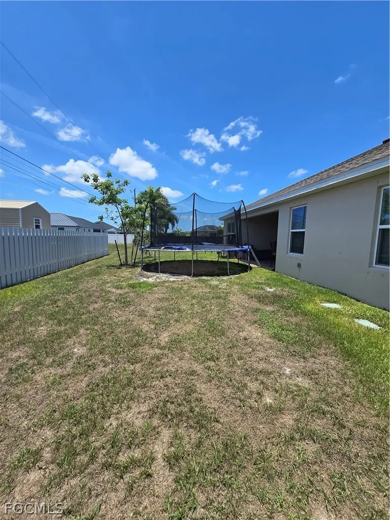 336 NW 15th Terrace Cape Coral FL 33993