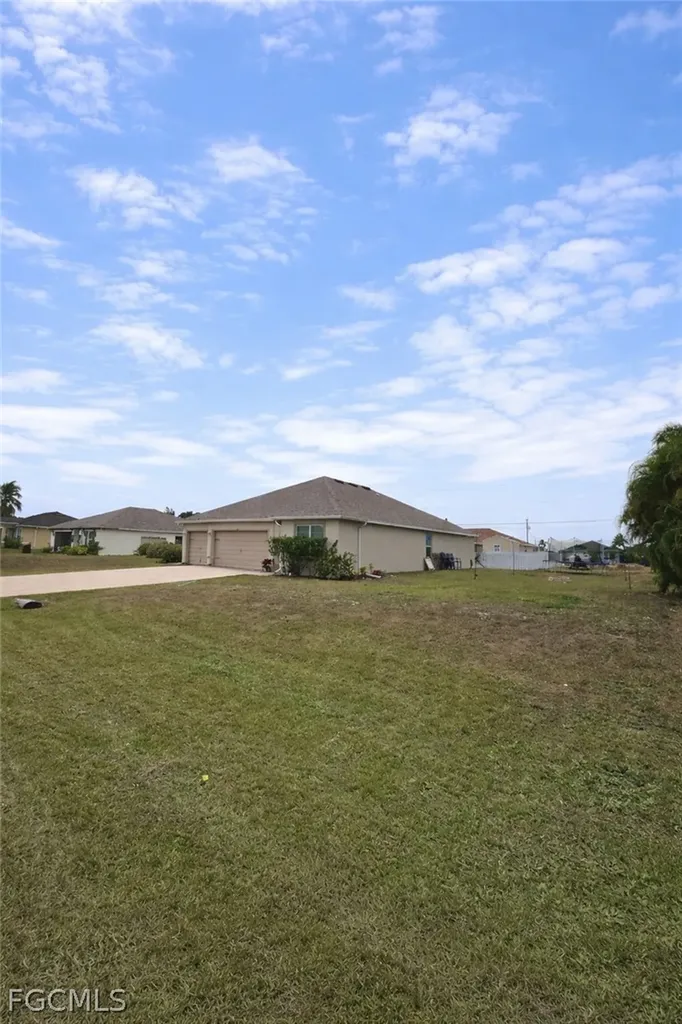 336 NW 15th Terrace Cape Coral FL 33993