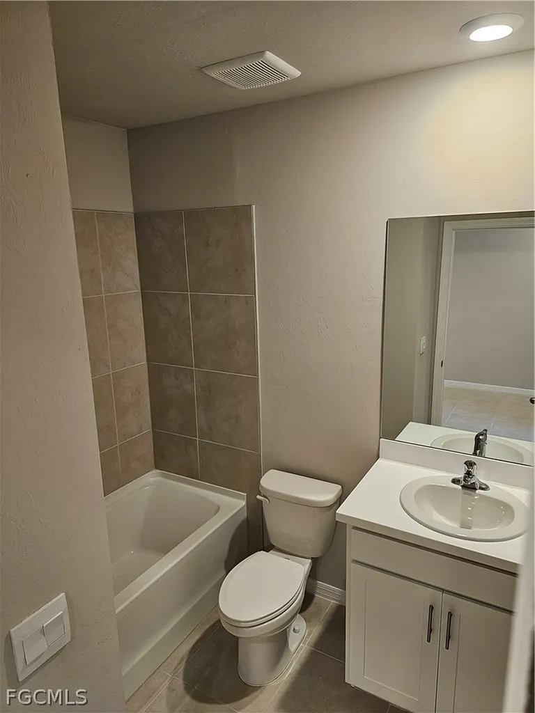 336 NW 15th Terrace Cape Coral FL 33993