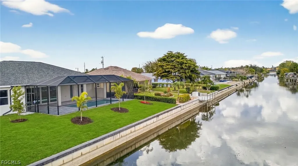 303 SE 1st Place Cape Coral FL 33990