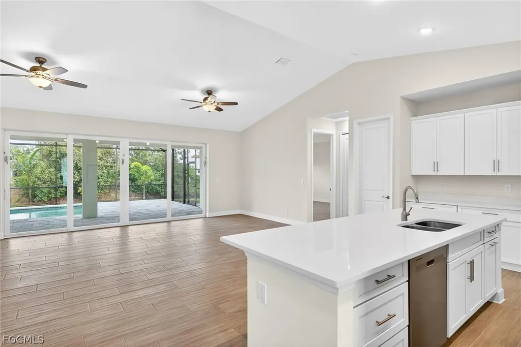 303 SE 1st Place Cape Coral FL 33990