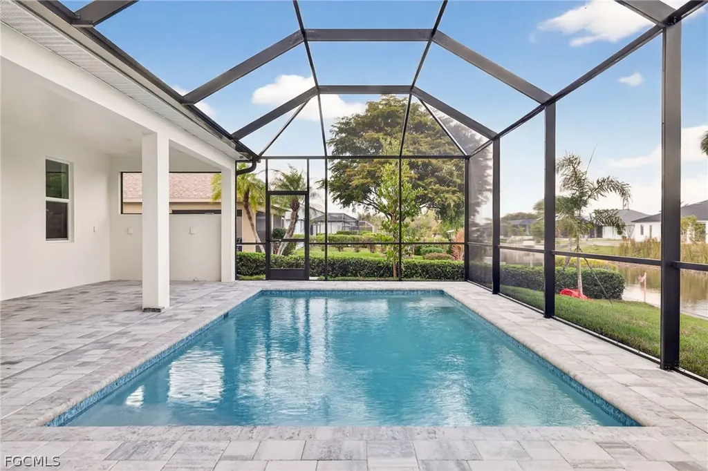 303 SE 1st Place Cape Coral FL 33990