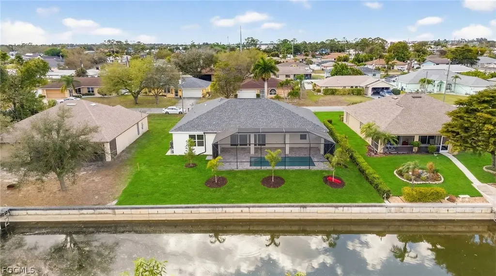 303 SE 1st Place Cape Coral FL 33990