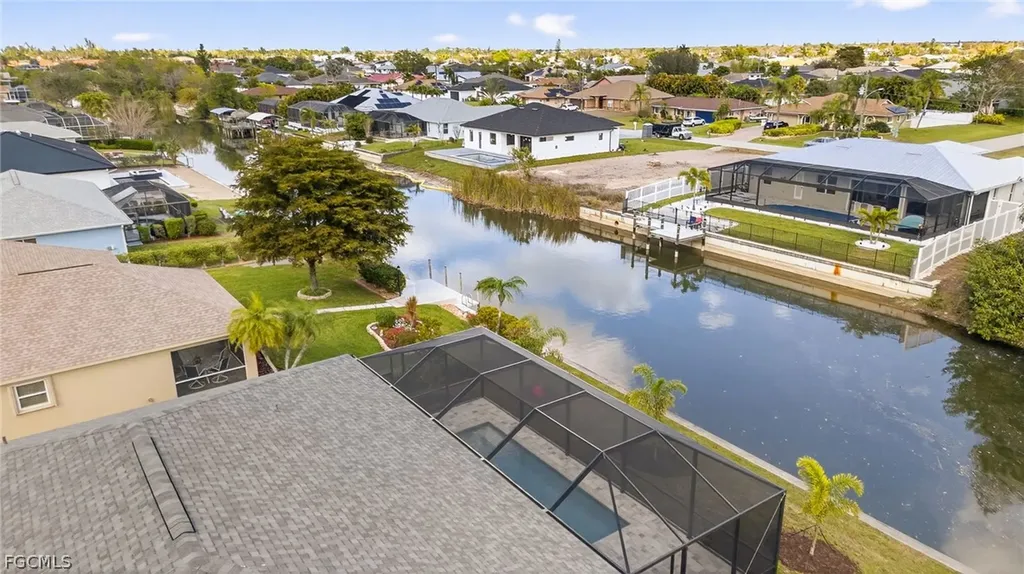 303 SE 1st Place Cape Coral FL 33990