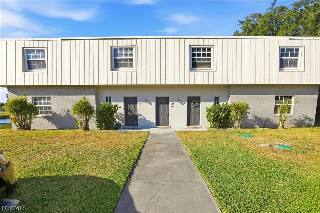 14938 Wise Way Fort Myers FL 33905