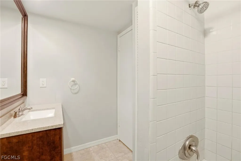 14938 Wise Way Fort Myers FL 33905