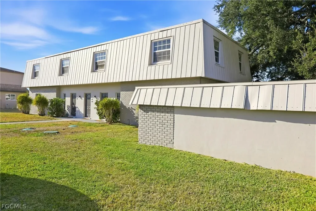 14938 Wise Way Fort Myers FL 33905