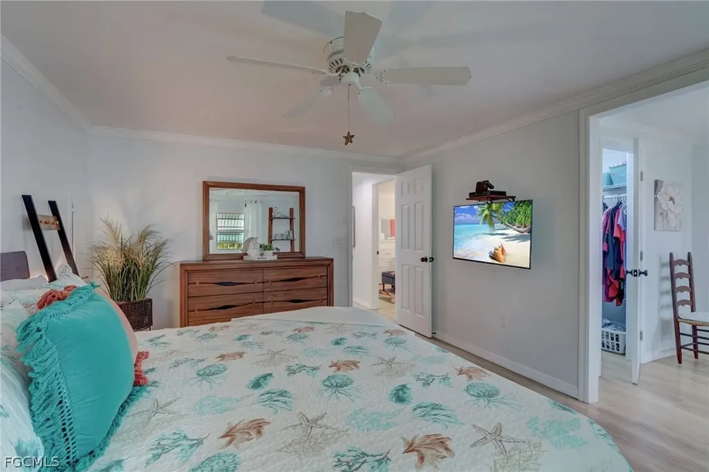 5554 Sir Walter Way North Fort Myers FL 33917