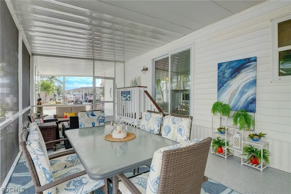 5554 Sir Walter Way North Fort Myers FL 33917