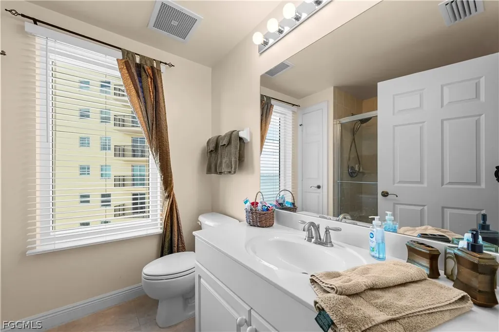 2745 1st Street Fort Myers FL 33916
