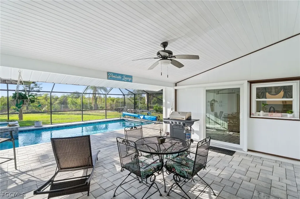 5714 SW 1st Court Cape Coral FL 33914