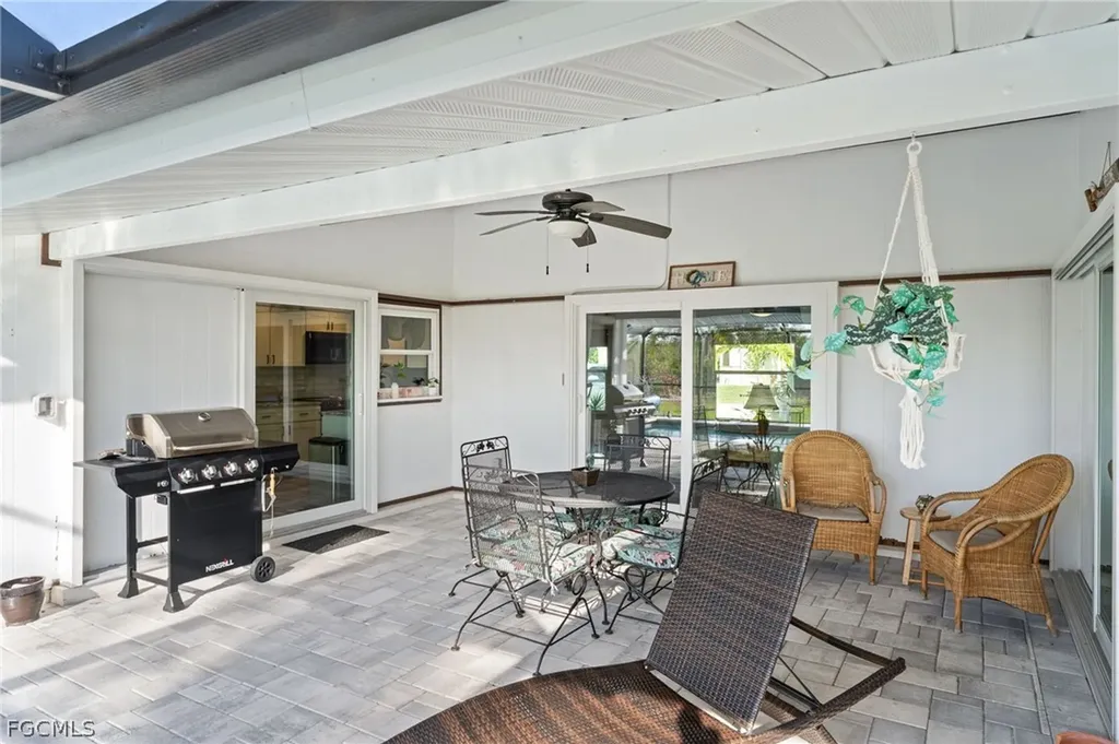5714 SW 1st Court Cape Coral FL 33914