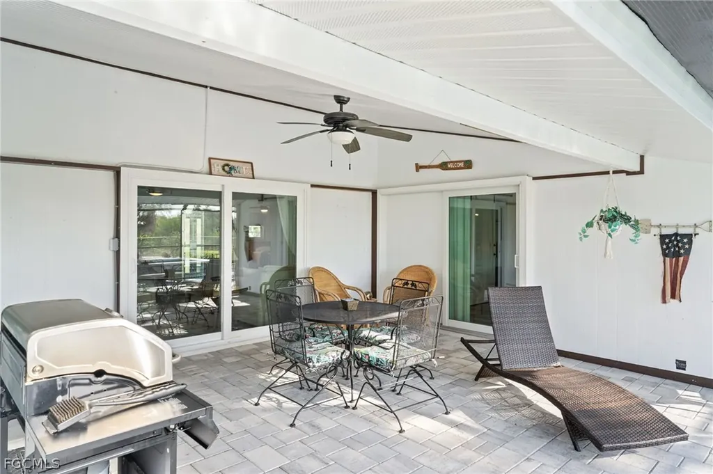 5714 SW 1st Court Cape Coral FL 33914
