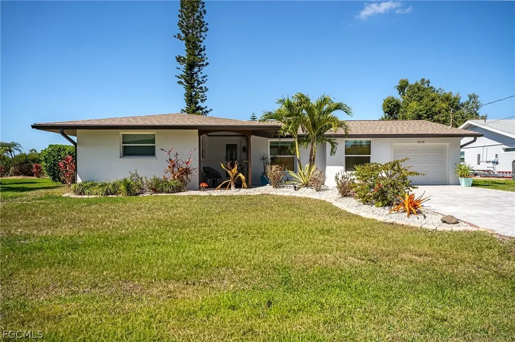 5714 SW 1st Court Cape Coral FL 33914