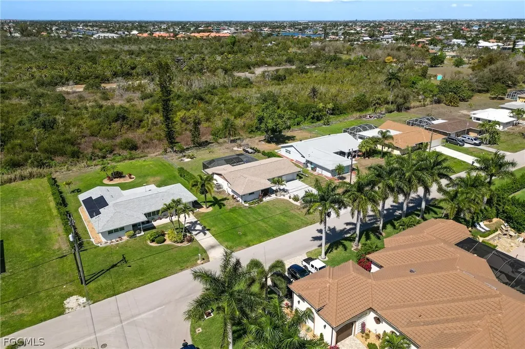5714 SW 1st Court Cape Coral FL 33914