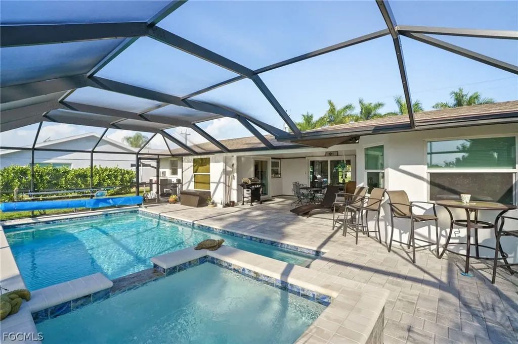 5714 SW 1st Court Cape Coral FL 33914