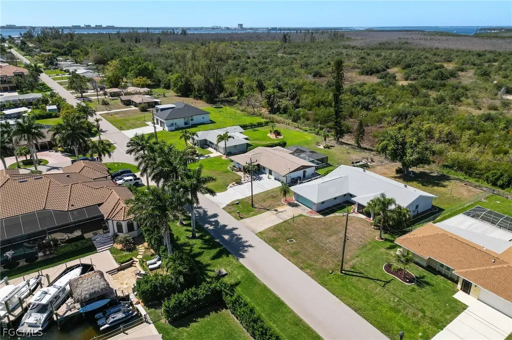 5714 SW 1st Court Cape Coral FL 33914