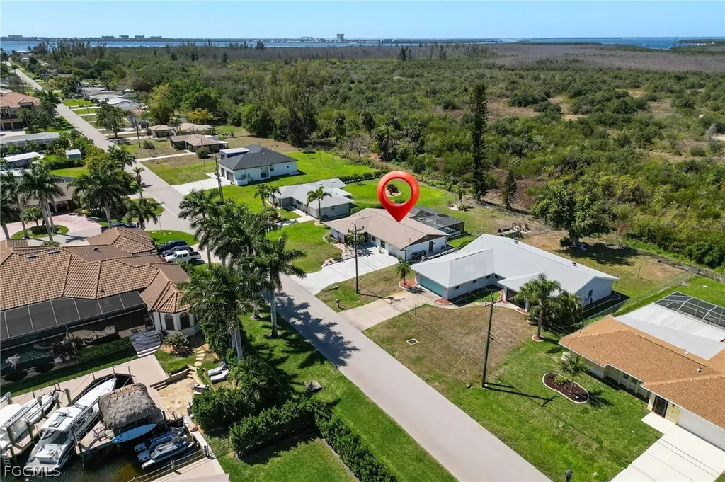 5714 SW 1st Court Cape Coral FL 33914
