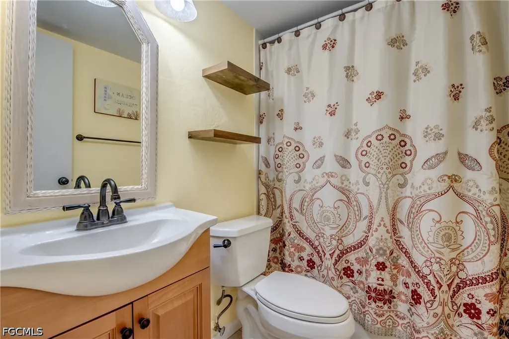 6725 Winkler Road Fort Myers FL 33919