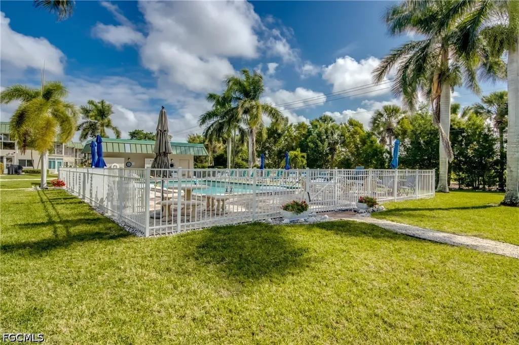 6725 Winkler Road Fort Myers FL 33919