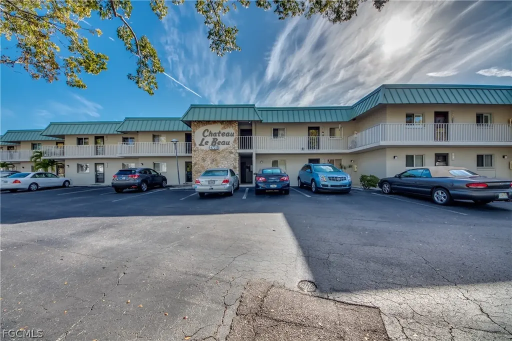 6725 Winkler Road Fort Myers FL 33919