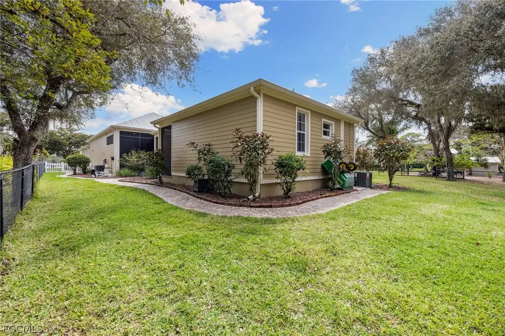 4140 Horse Creek Boulevard Fort Myers FL 33905