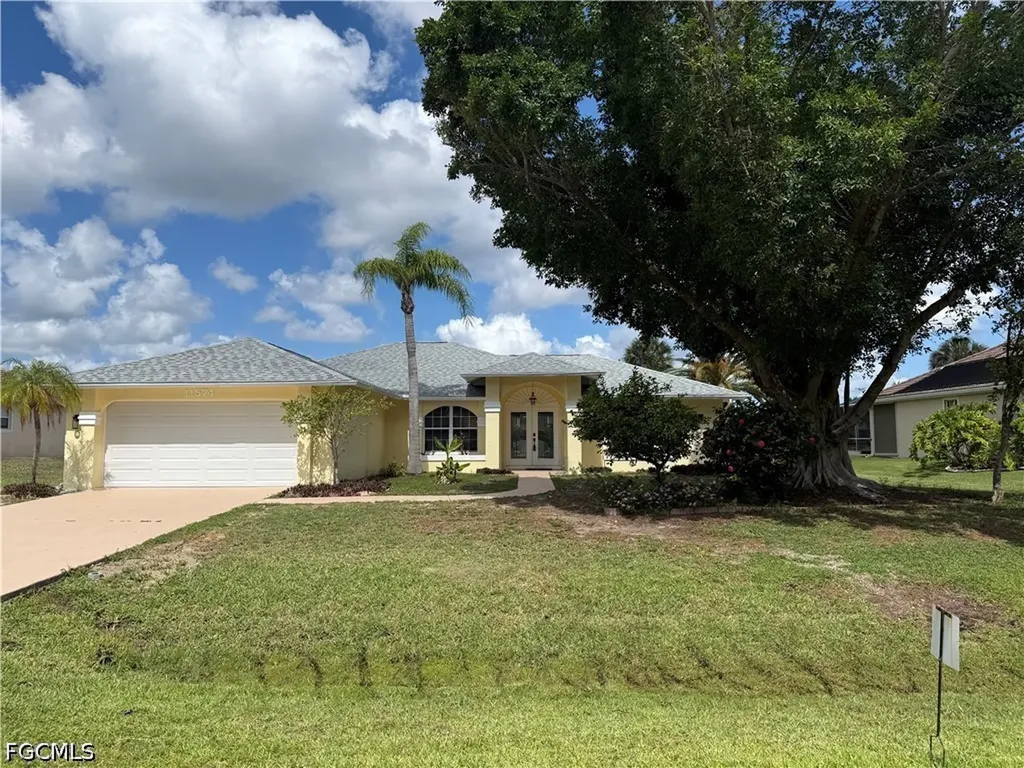 11574 Royal Tee Circle Cape Coral FL 33991