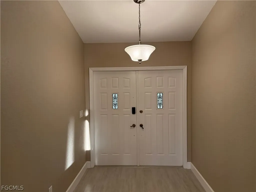 11574 Royal Tee Circle Cape Coral FL 33991