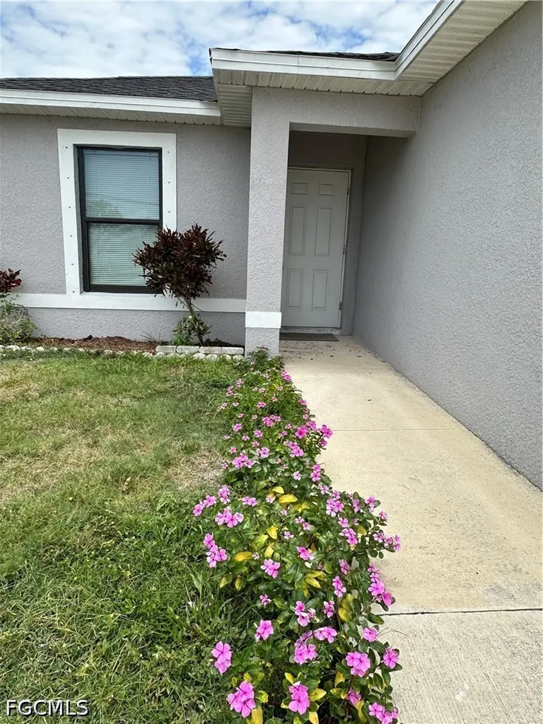 4408 Skyline Boulevard Cape Coral FL 33914