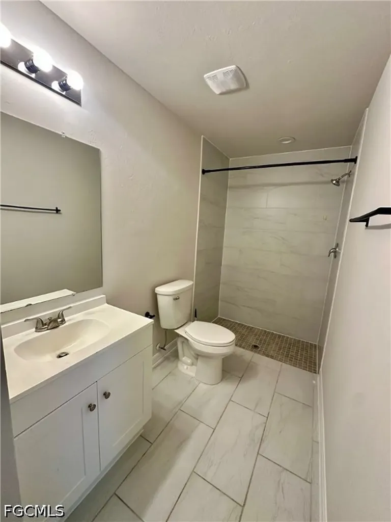 4408 Skyline Boulevard Cape Coral FL 33914