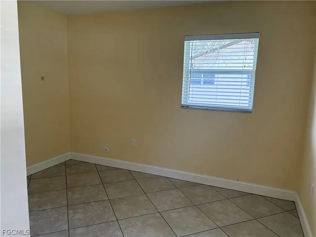 5652 Eichen Circle E Fort Myers FL 33919
