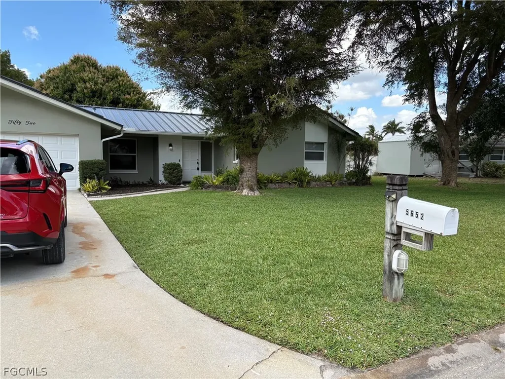 5652 Eichen Circle E Fort Myers FL 33919