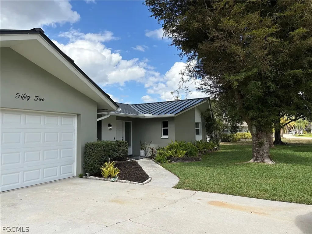 5652 Eichen Circle E Fort Myers FL 33919