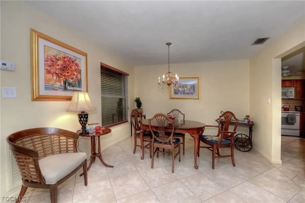 5652 Eichen Circle E Fort Myers FL 33919