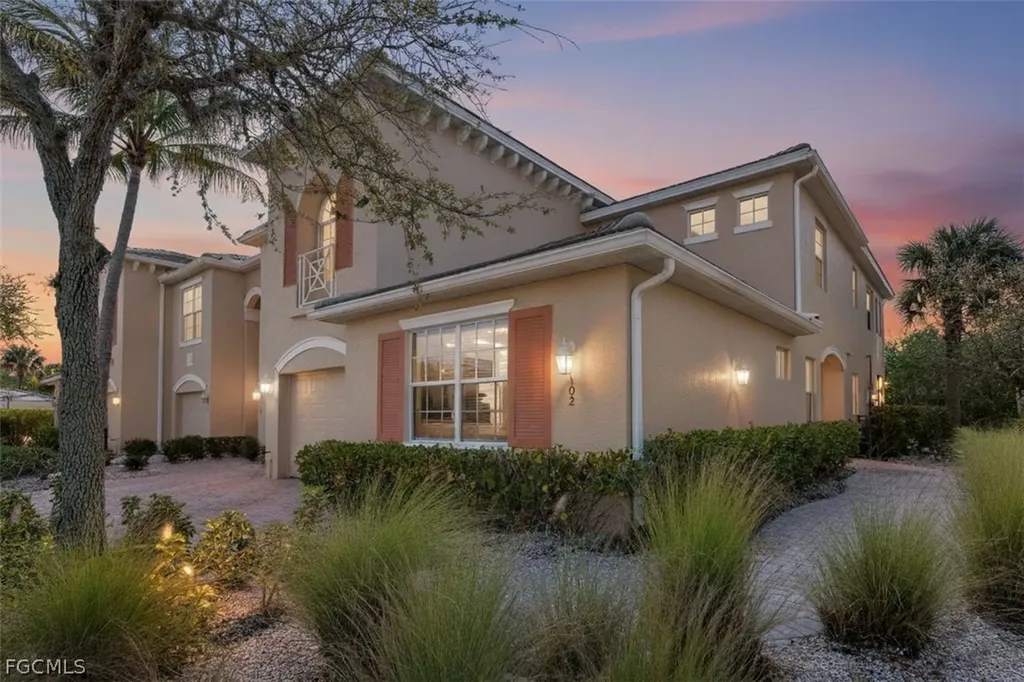 Fort Myers FL, 14562 Dolce Vista Road, Unit 102