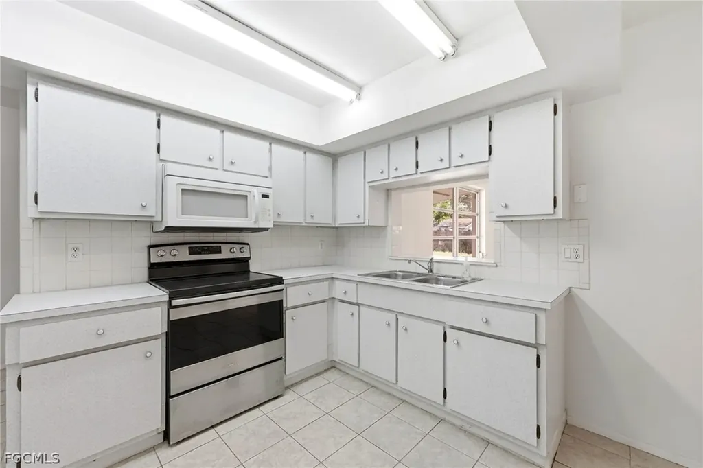 13419 Fourth Street Fort Myers FL 33905