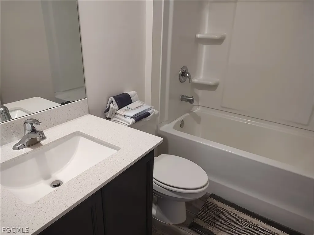 4204 NW 39th Street Cape Coral FL 33993