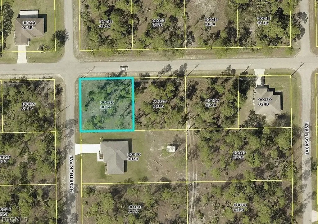 2800 E 23rd Street Alva FL 33920