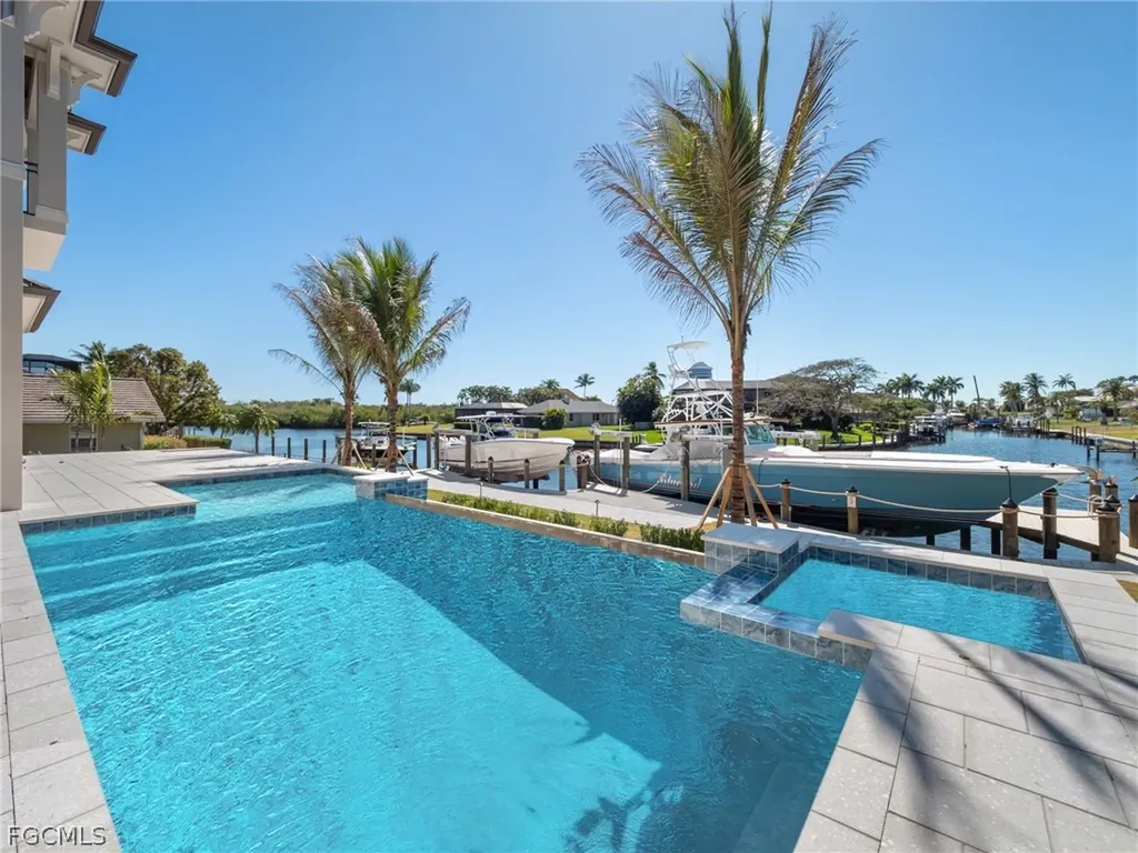 4850 Laurel Lane Fort Myers FL 33908