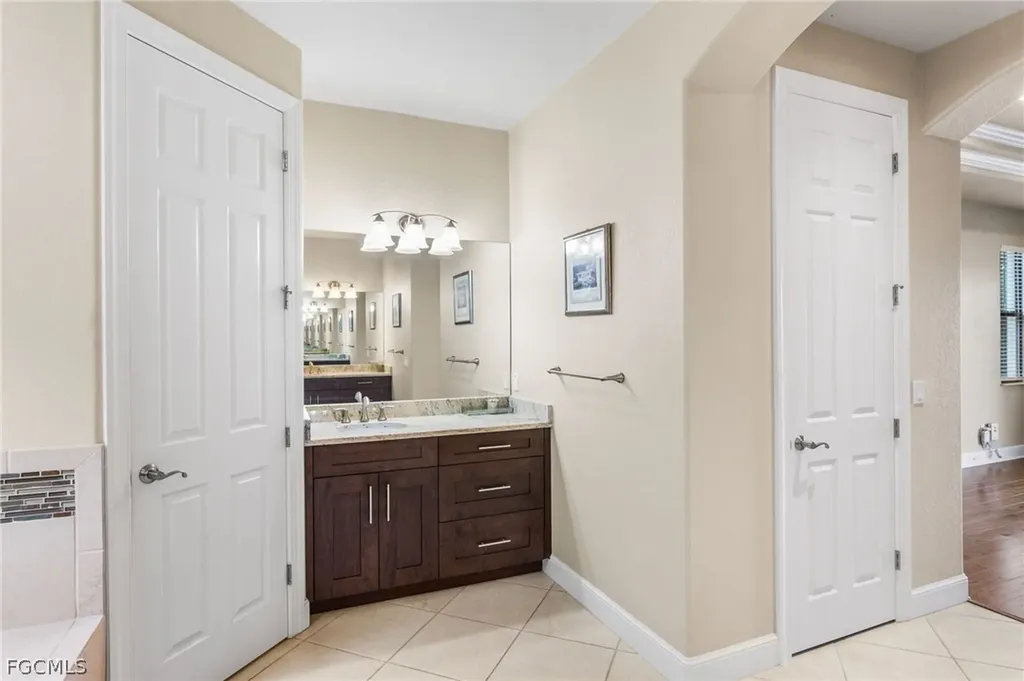 1921 SW 54th Street Cape Coral FL 33914