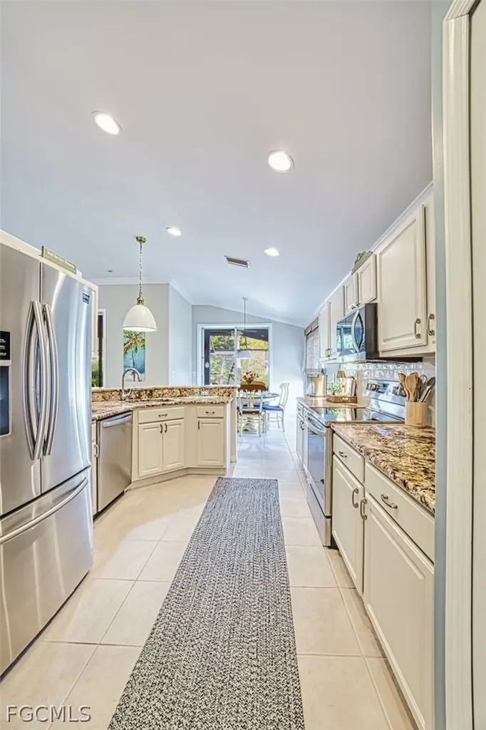9014 Shadow Glen Way Fort Myers FL 33913