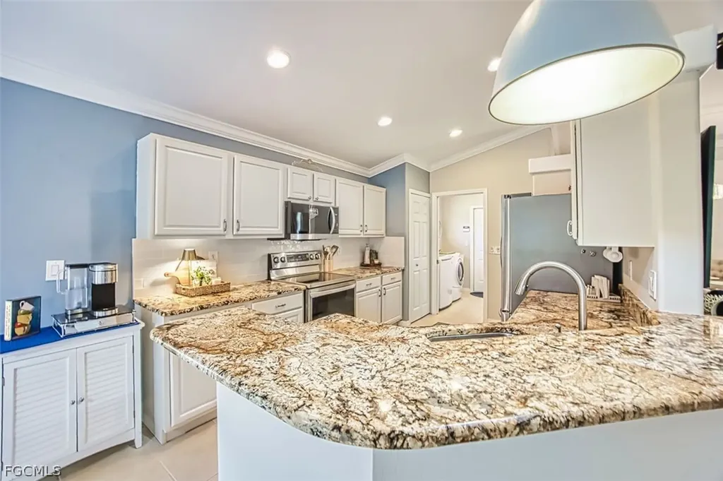 9014 Shadow Glen Way Fort Myers FL 33913