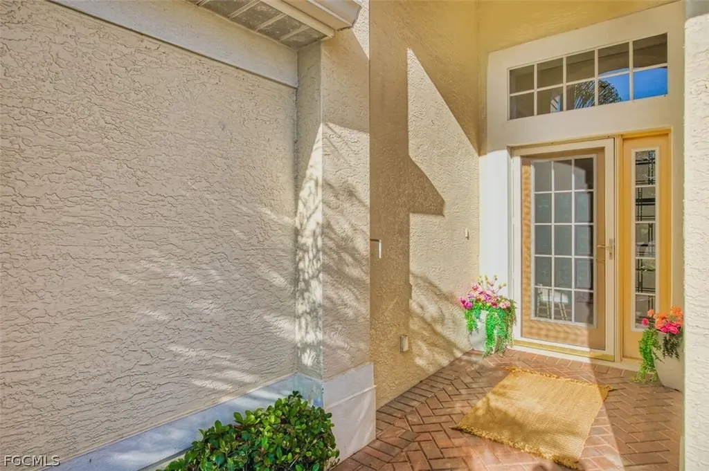 9014 Shadow Glen Way Fort Myers FL 33913
