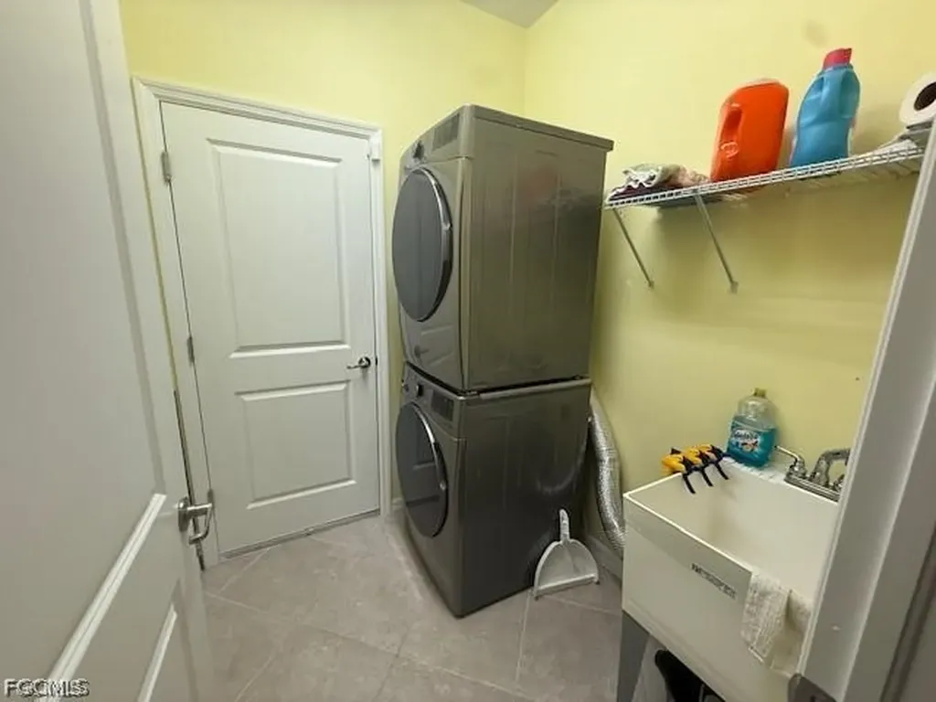 1881 W Isles Road Port Charlotte FL 33953