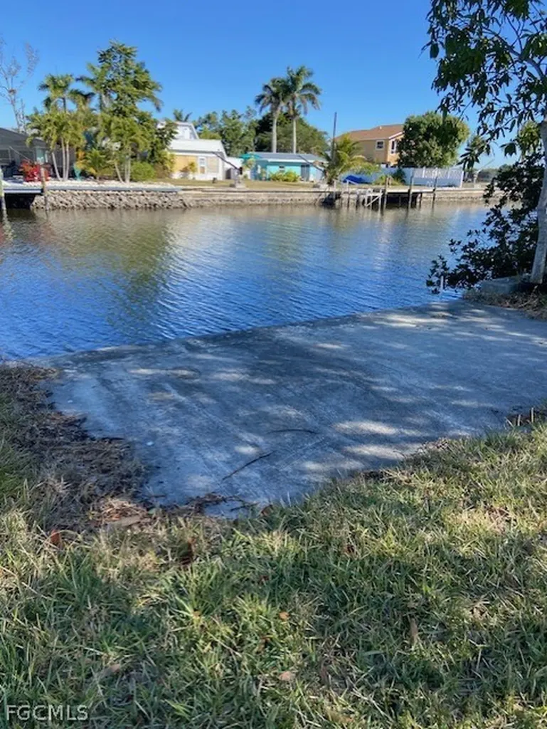 5226 Serenity Cove Bokeelia FL 33922
