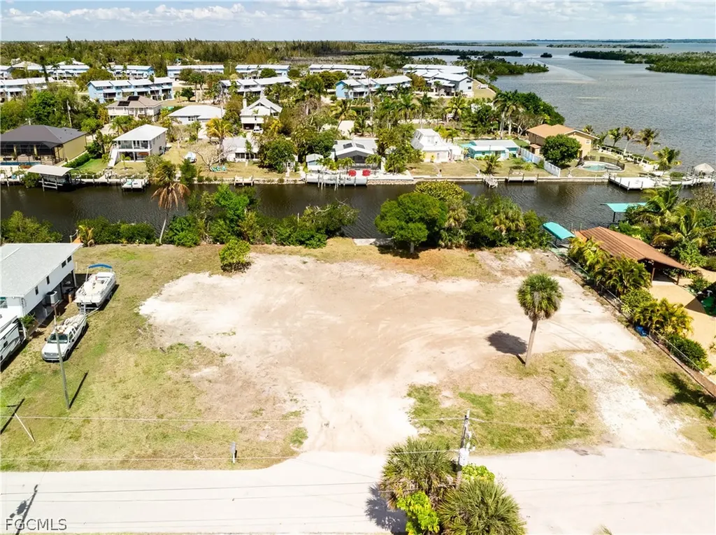 5226 Serenity Cove Bokeelia FL 33922